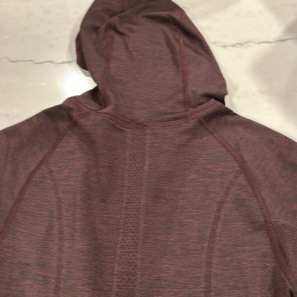 Lululemon Swiftly Speed Hooded Half Zip - Picture 7 of 10